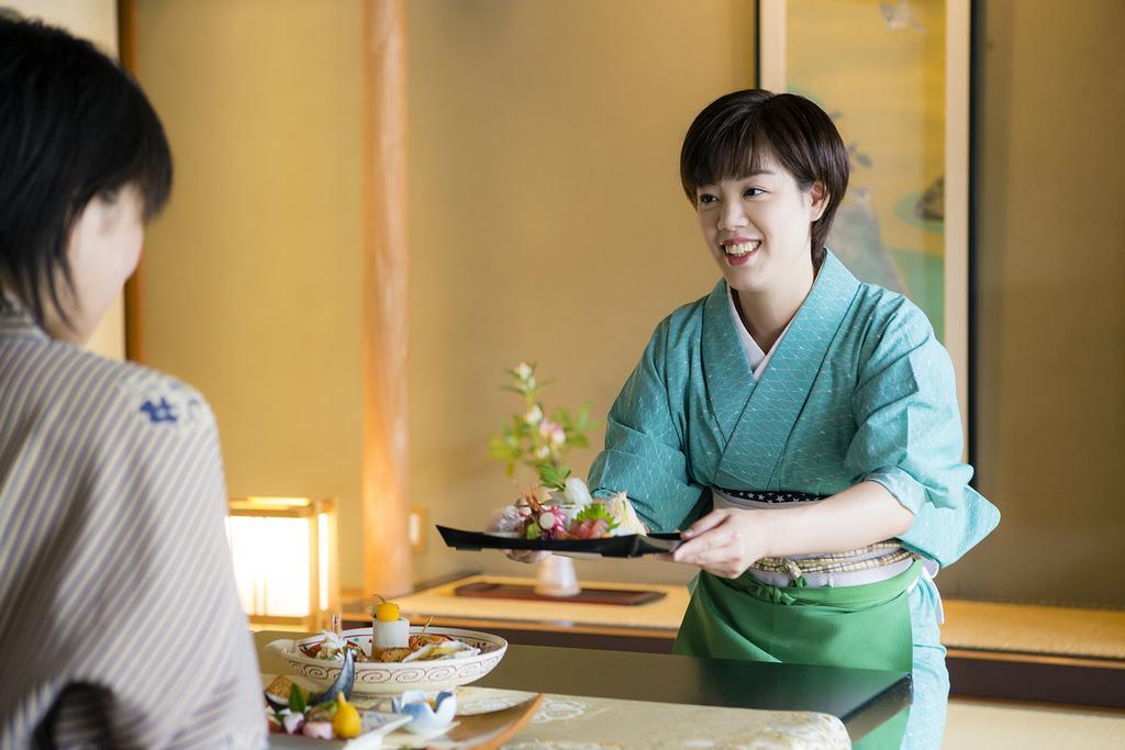Kasenkyo Izutsuya Hotell Shin'onsen Exteriör bild